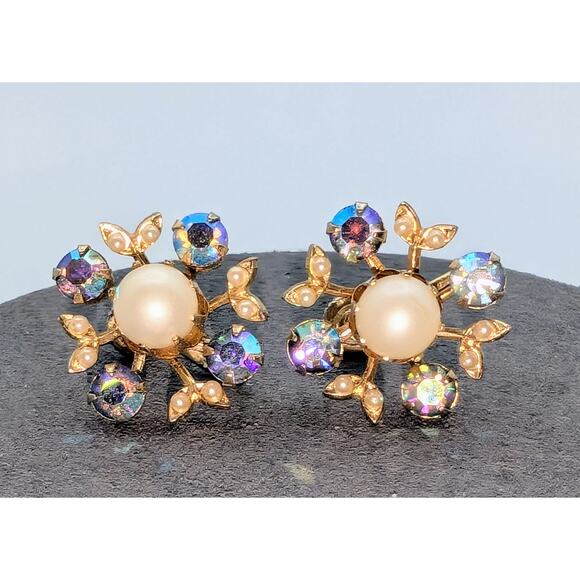 Vintage 50s AB Crystal Faux Pearls Gold Tone Screw On Earrings - Picture 1 of 4